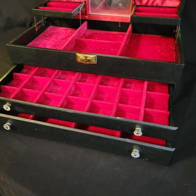 Bombay Co Jewelry Box and More (DR-DW)