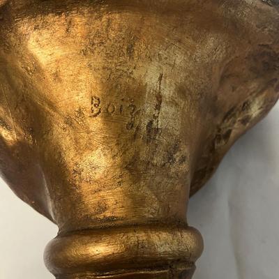 Bust Signed 'Boiz' & Wall Decor (B2-MG)