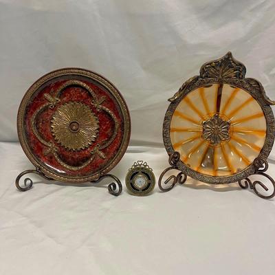 Decorative Plates & Desk Clock (B2-MG)