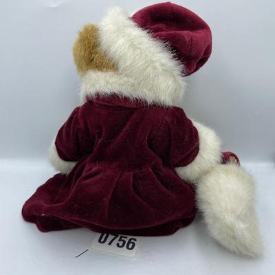 Boydâ€™s bear-Santa