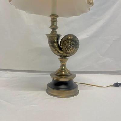 Snail Design Brass Table Lamp (B2-MG)