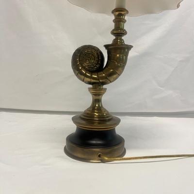 Snail Design Brass Table Lamp (B2-MG)