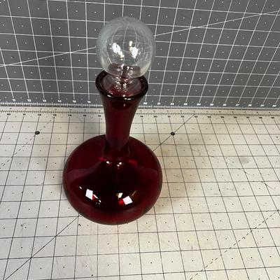 Ruby Red Decanter with Clear Stopper