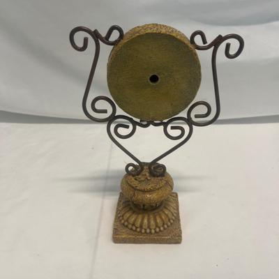 Quartz Clock, Miniature Broom & Table Lamp (B2-MG)