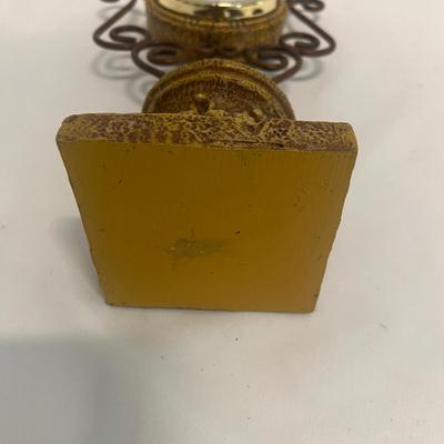 Quartz Clock, Miniature Broom & Table Lamp (B2-MG)