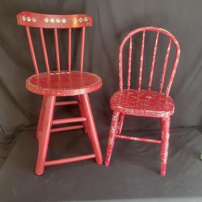 Two Small Chairs and a Stool (LR-DW)