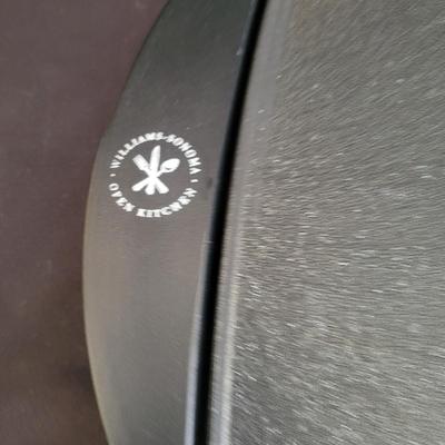 Williams Sonoma Electric Griddle and a Roasting Pan (LR-DW)