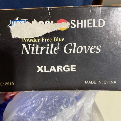 Disposable gloves