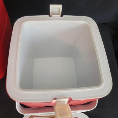 Igloo Coolers and Ford Explorer Folding Chairs (LR-DW)