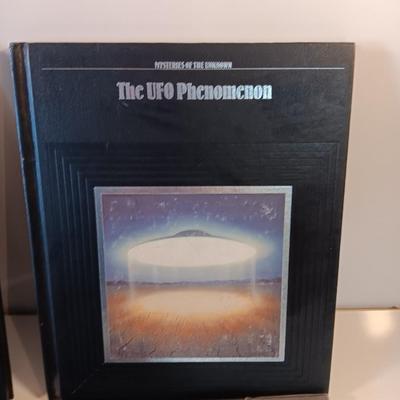 Four Mysteries of the Unknown hardback books The UFO Phenomenon, Psychic Voyages, Psychic powers, and Mystic Quests