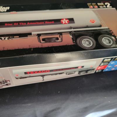 Die Cast and Model Semis and More (LR-DW)