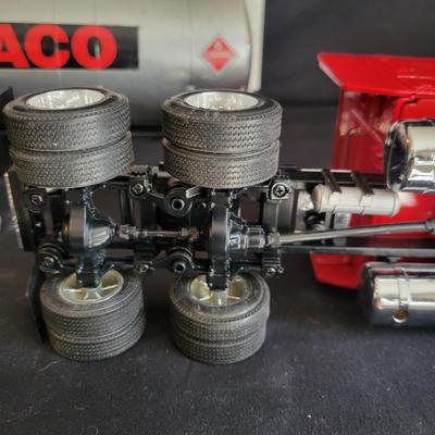 Die Cast and Model Semis and More (LR-DW)