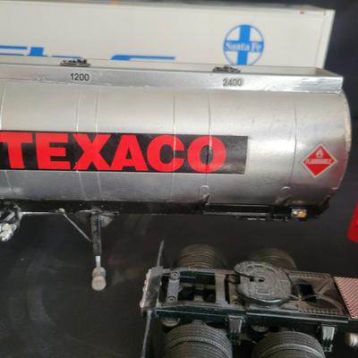 Die Cast and Model Semis and More (LR-DW)