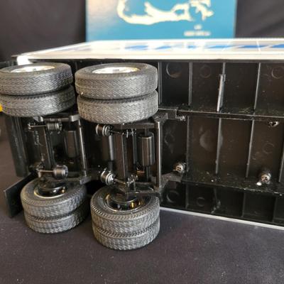 Die Cast and Model Semis and More (LR-DW)