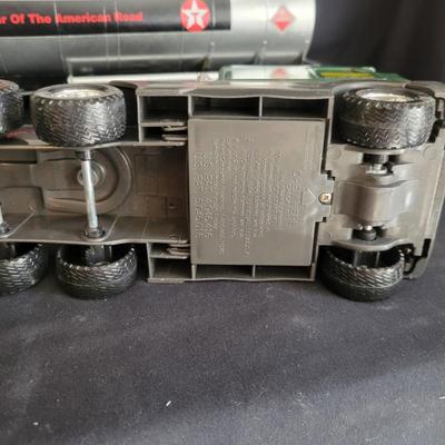 Die Cast and Model Semis and More (LR-DW)