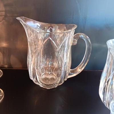 12-piece stemware set with matching 50 Oz Pitcher - Pompano Tulip