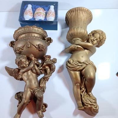 TWO cherub Angelic Face Gold Gilded Wings Wall Hanging Decor Sculptures /wall pockets with vases
