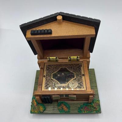 Vintage Wooden Log Cabin Music Box