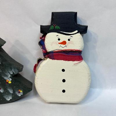 Pair of Wooden Tole Painted Christmas Holiday Decor Figures Tree and Snowman