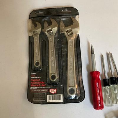 G1973 Set of Craftsman Screwdrivers and 3pc Adjustable Wrench Set