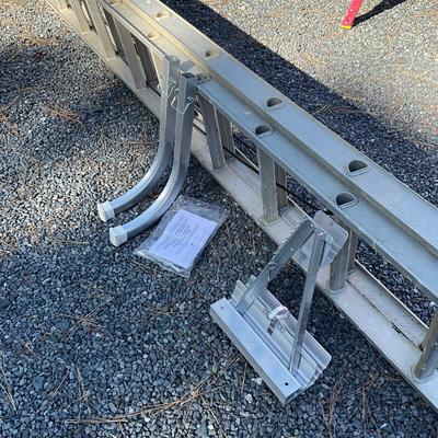 G1990 Large 28' Aluminum Werner Extension with Attachments