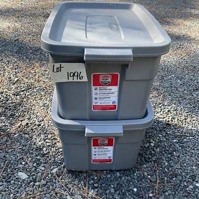 G1996 Lot of 2 Rubbermaid 14Gallon Containers