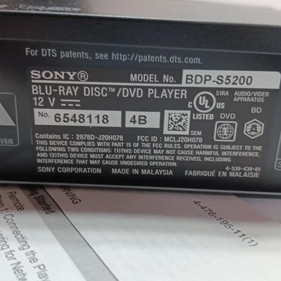 Sony Blue Ray disc / DVD Player with Wireless LAN built in Complete with remote control