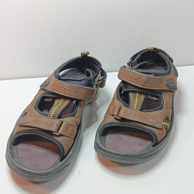 Men's size 12 M Foot Joy Golfing sandals LIKE NEW!