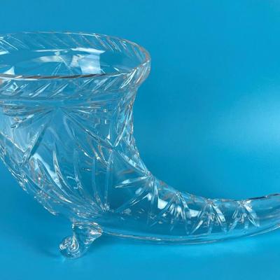 Large Vintage PRESSED GLASS FOOTED HORN OF PLENTY CORNUCOPIA 