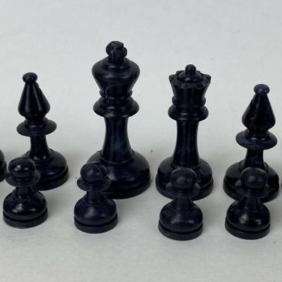 vintage GITS PLASTIC CHESSMAN SET 1940s Staunton pattern