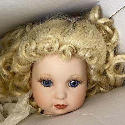 Marie Osmond Fine Porcelain Collector Doll...