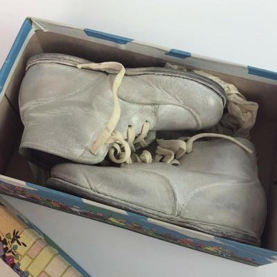 antique PIED PIPER INFANT SHOES & ADVERTISING BOX 1920s 