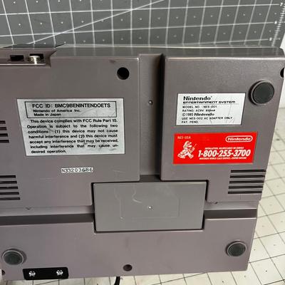 Nintendo Entertainment System NES-001  With Games and Controllers 