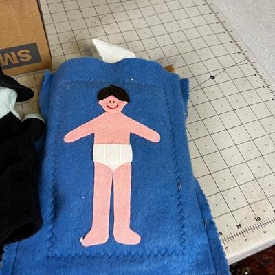 Puppets, Soft / Quiet Toys 