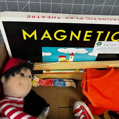 Puppets, Soft / Quiet Toys 