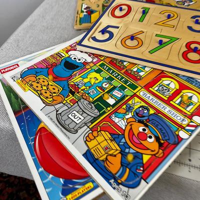 VINTAGE Tray Puzzles; Sesame Street, Play Skol Hey, Hey Diddle Diddle etc. LOTS 