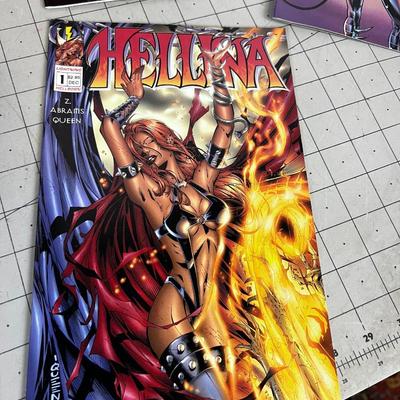 Mixed Lot of Graphic Novel Comics HELL! 