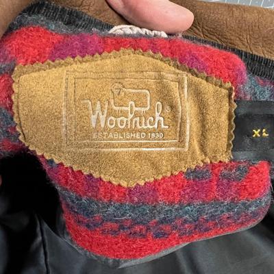 WOOLRICH:  Woman's Western Coat 