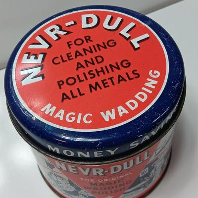 Vintage Nevr-Dull magic wadding polish tin with contents