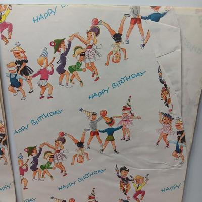 Vintage print " Happy Birthday" wrapping paper