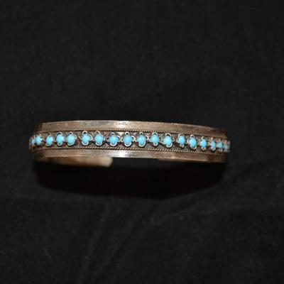 Vintage Sterling & Turquoise Cuff Bracelet 9.0g