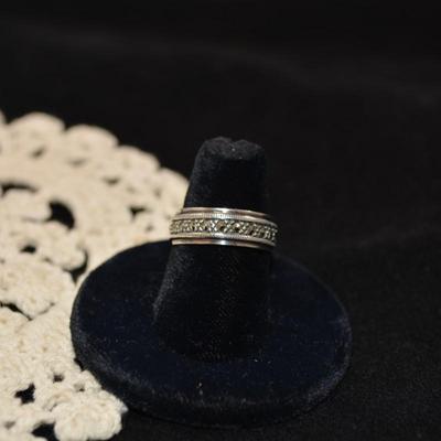 925 Sterling & Marcasite Band Size 7, 4.5g