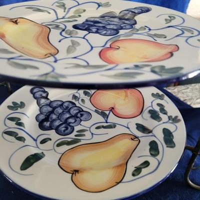 Serving Stand with 2 Plates