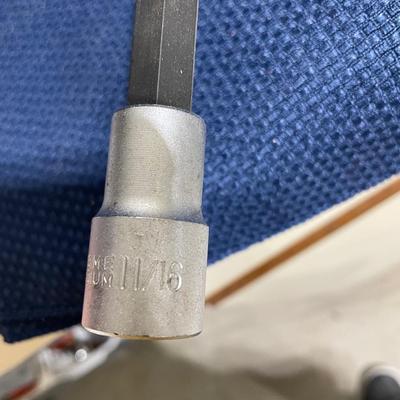4 way folding lug wrench