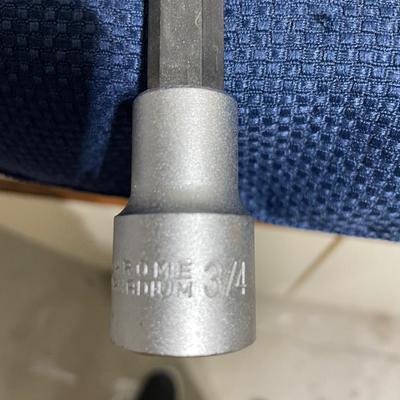 4 way folding lug wrench
