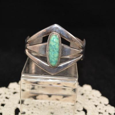 Vintage Navajo Turquoise Sand Cast Cuff Bracelet 51.9g
