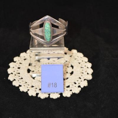 Vintage Navajo Turquoise Sand Cast Cuff Bracelet 51.9g