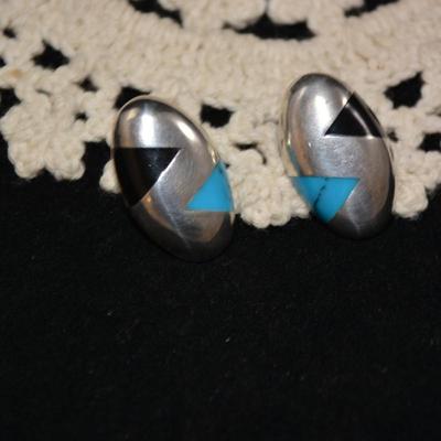 925 Sterling with Onyx & Turquoise Oval Earrings 9.3g