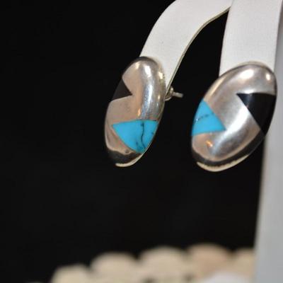 925 Sterling with Onyx & Turquoise Oval Earrings 9.3g