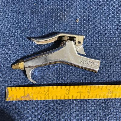 Acme blow gun